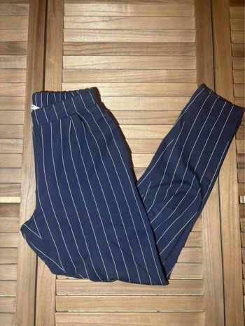 Pantalon ligné bleu et blanc Pull and Bear taille S / 36