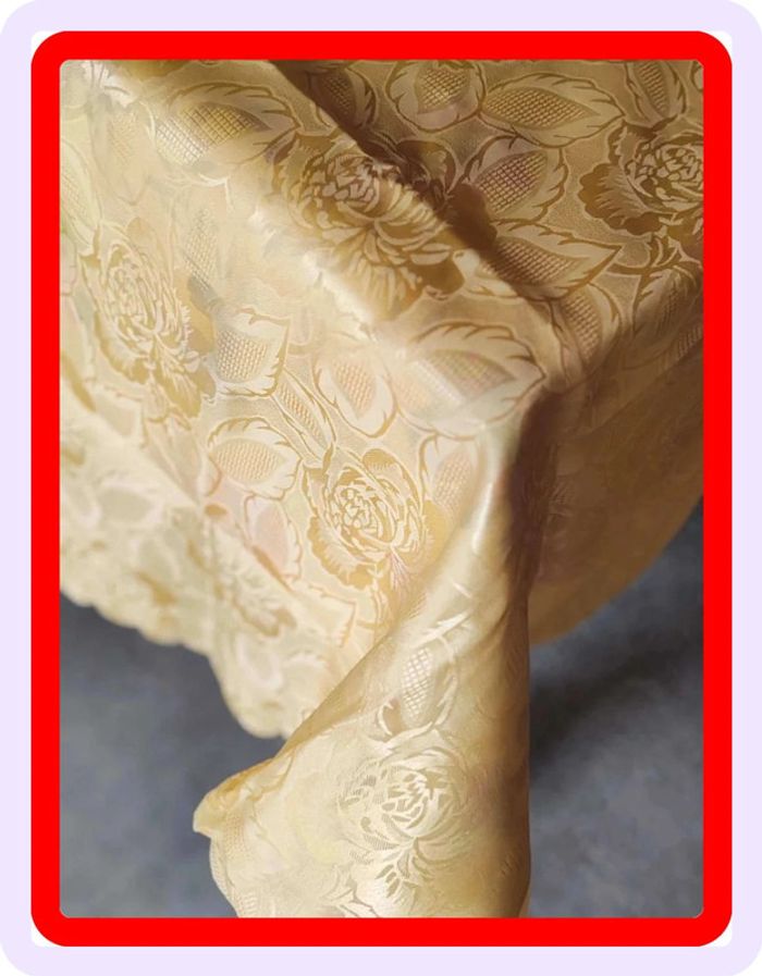 Nappe ovale neuve - photo numéro 2