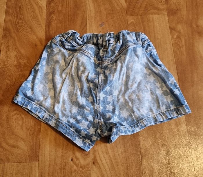 short en jean fille bleu avec étoile blanche taille 7/8 ans tex - photo numéro 3