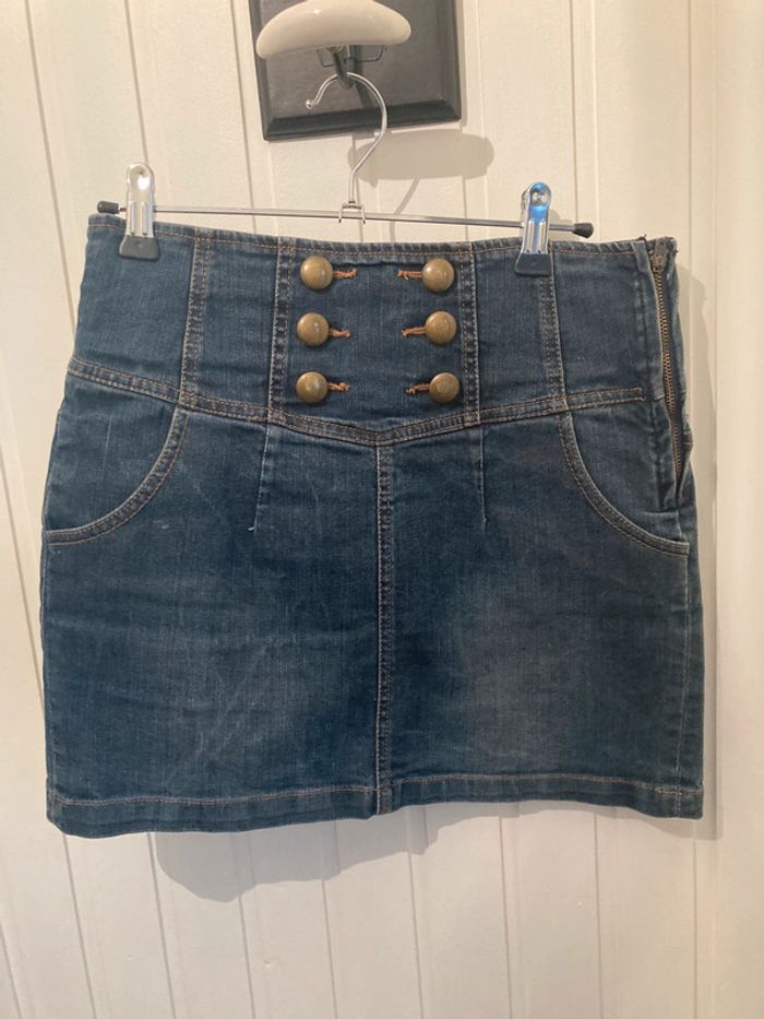 Jupe en jean avec boutons