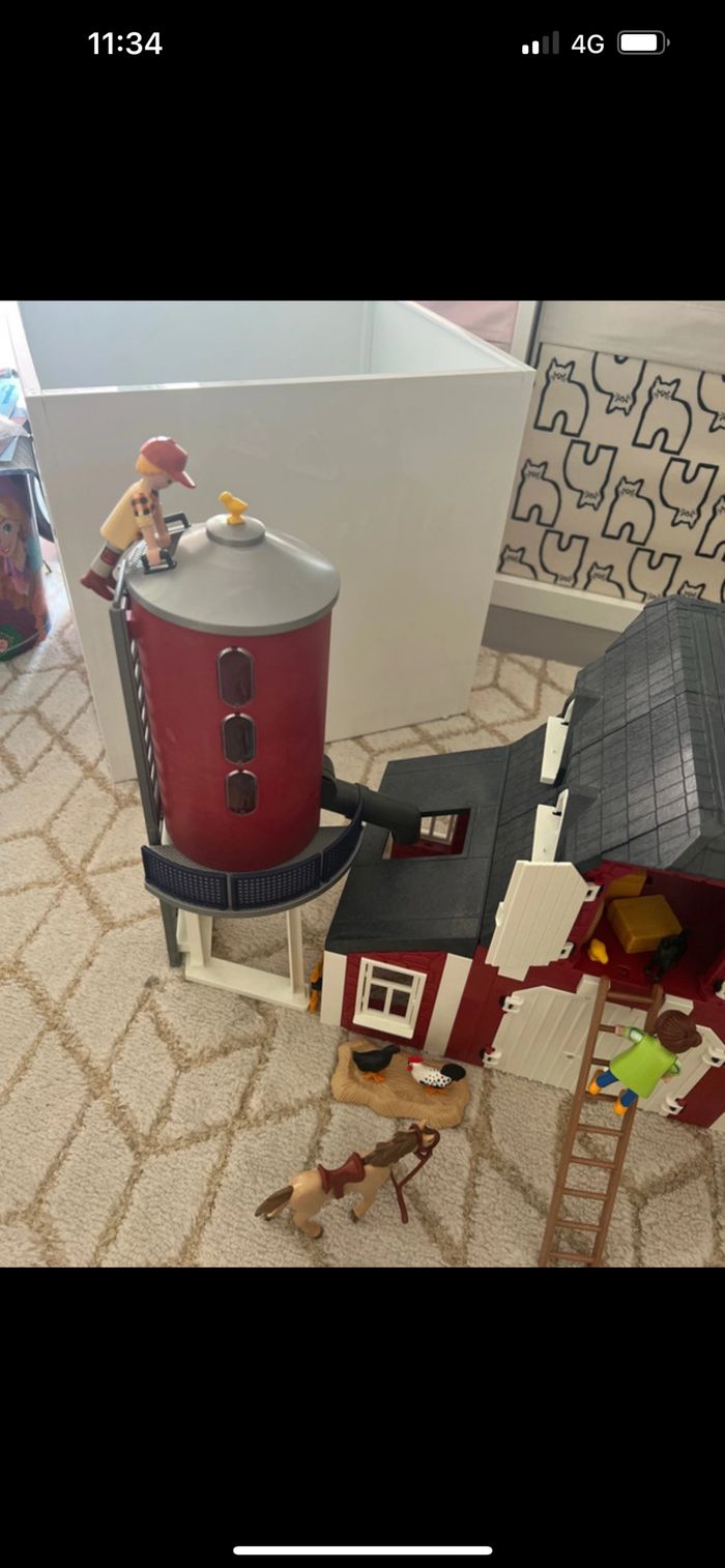 La ferme de playmobil Playmobil Country Ferme avec Silo 9315 animaux chevaux - photo numéro 6