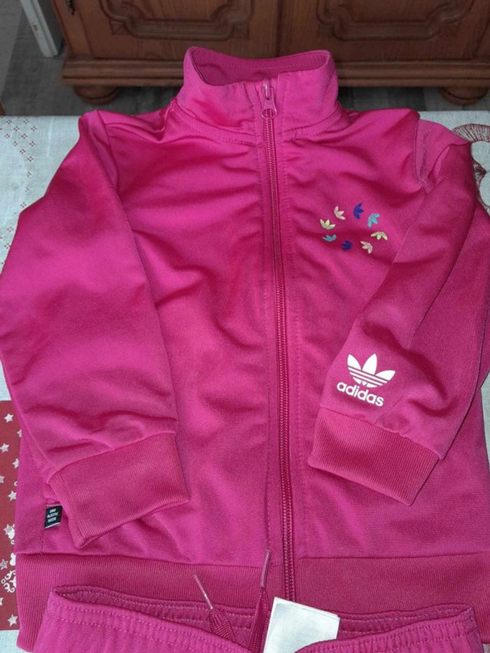 Survêtement Adidas fille - photo numéro 3