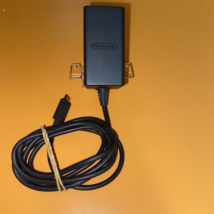 Console Nintendo Switch V2 - photo numéro 4