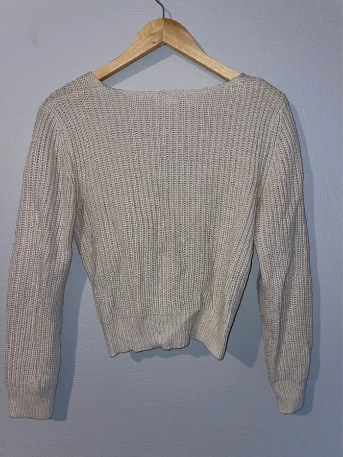 Pull col V avec noeud - photo numéro 4