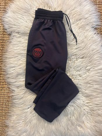 Garçon 👦🏻 Jogging foot PSG nike taille xl/158-170 cm