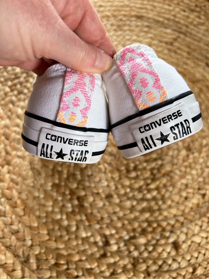 converse  blanche  fleurs 🌸 - photo numéro 5