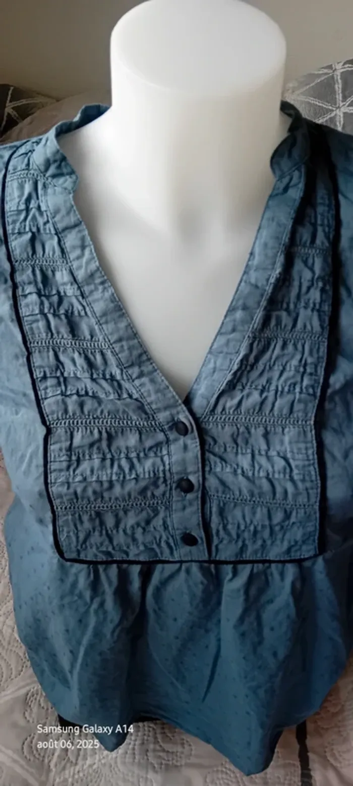 Blouse manches courtes col V avec boutons et broderies bleu femme 36 h&m - photo numéro 5