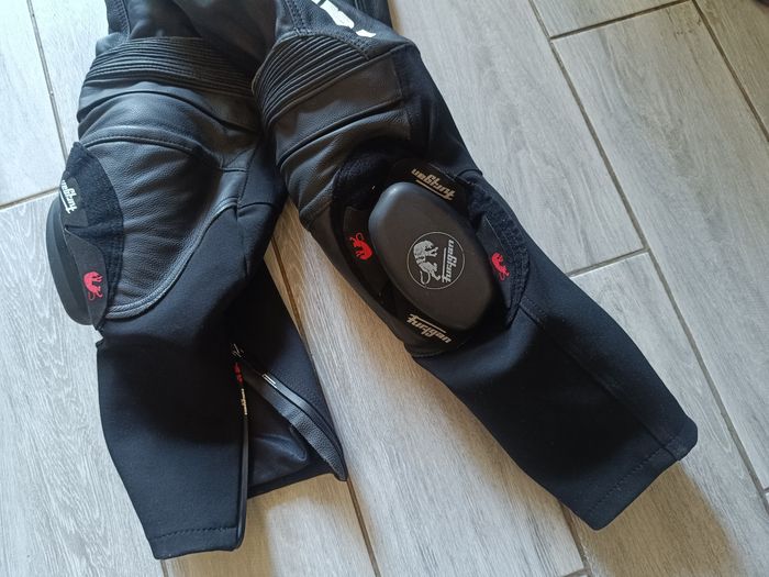 Pantalon moto cuir furygan bud evo3 taille 44. - photo numéro 7