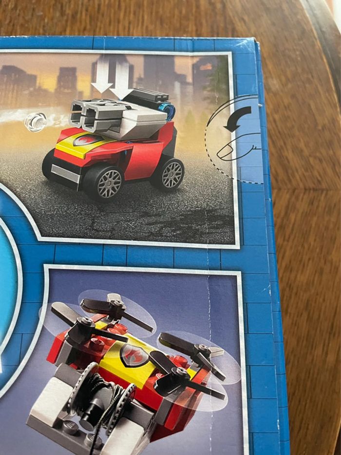 Boîte lego City 60374 Neuve Le camion d’intervention des pompiers - photo numéro 14