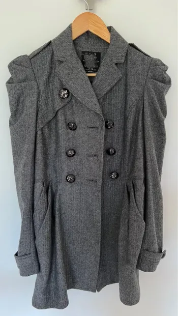 Manteau 3/4 gris manches bouffantes