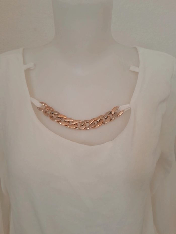 Blouse manches longues 💫Col avec chaîne 💫Taille 40💫 - photo numéro 3