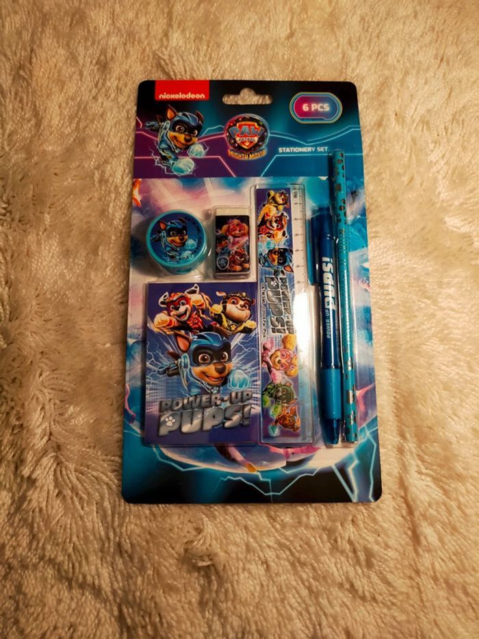 Lot de 3 sets mercredi,le roi Lion et Pat patrouille 6 pièces - photo numéro 2