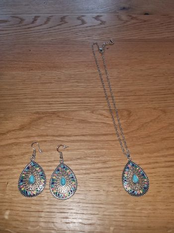 Ensemble Collier et boucles d oreilles ethnique turquoise