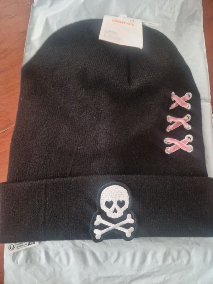 Bonnet squelette - photo numéro 2