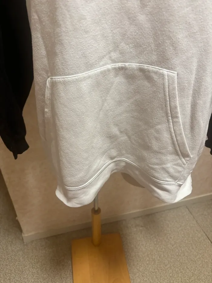 Pull à capuche taille xl - photo numéro 4