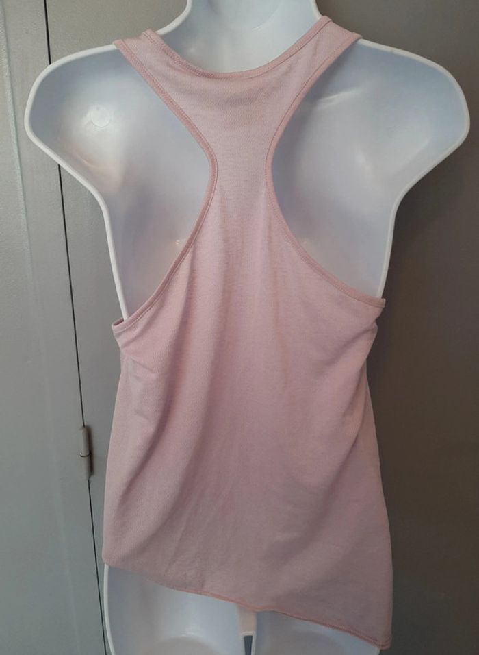 Haut de sport Puma rose taille 38 - photo numéro 2