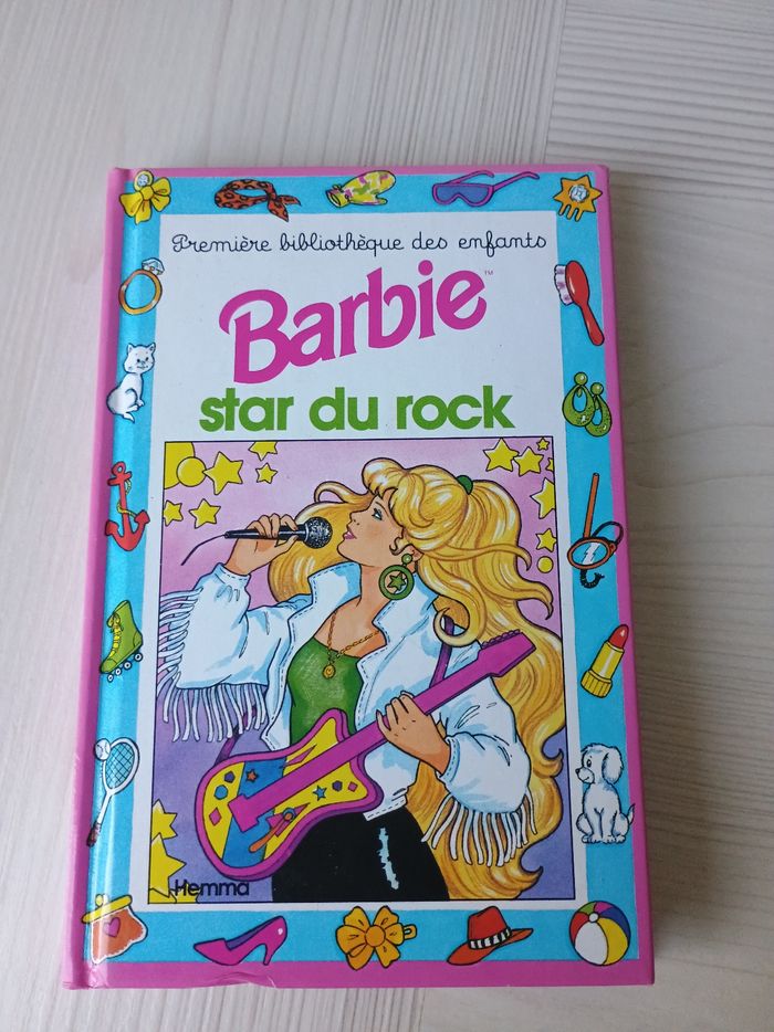Livre enfant barbie star du rock