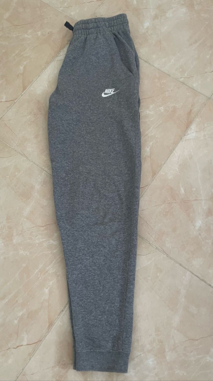 Jogging Nike gris - photo numéro 2