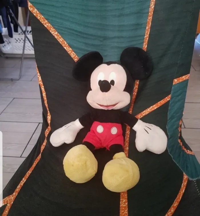 Peluche Mickey