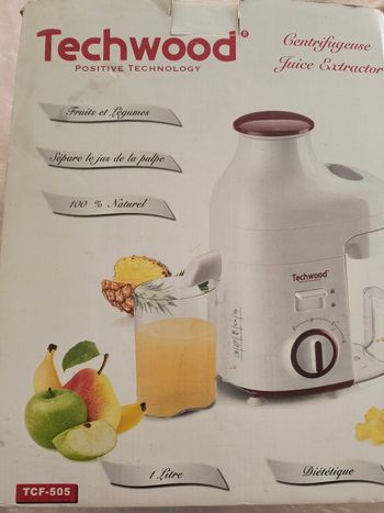 Techwood juice extractor centrifugeuse