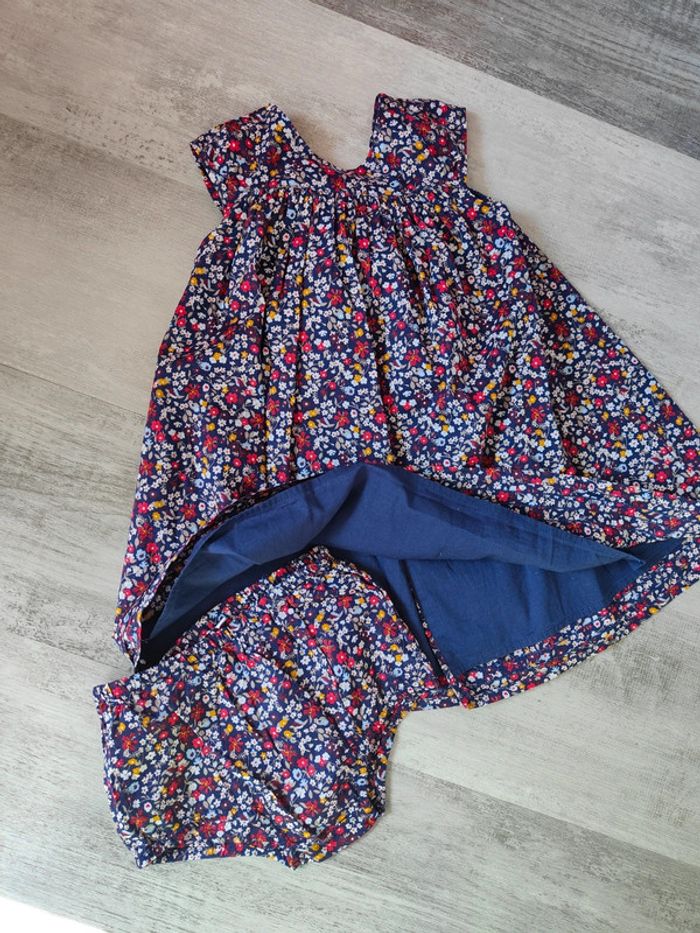 Robe fleurie avec bloomer 🌸 12m - photo numéro 2
