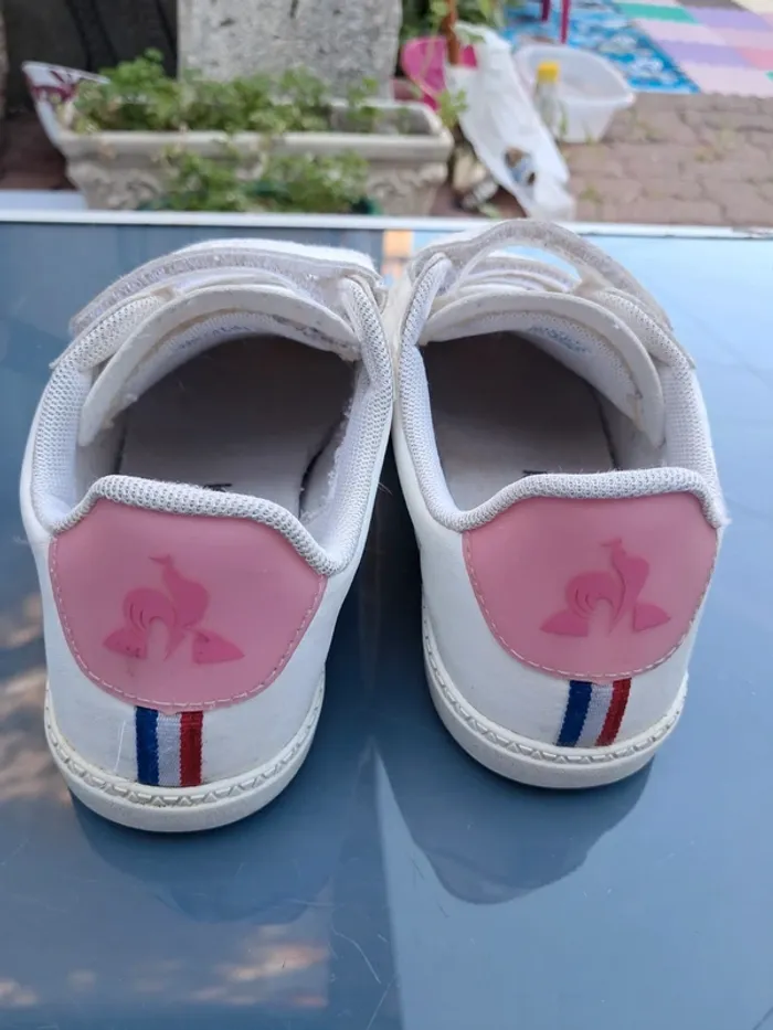 Jolies baskets 👟 cuir souple, sneakers blanches et logo arrière rose, scratch - T31 - Le coq sportif - photo numéro 2
