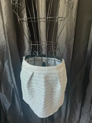 Jupe Moëwy Taille L – Parfaite pour la mi-saison !