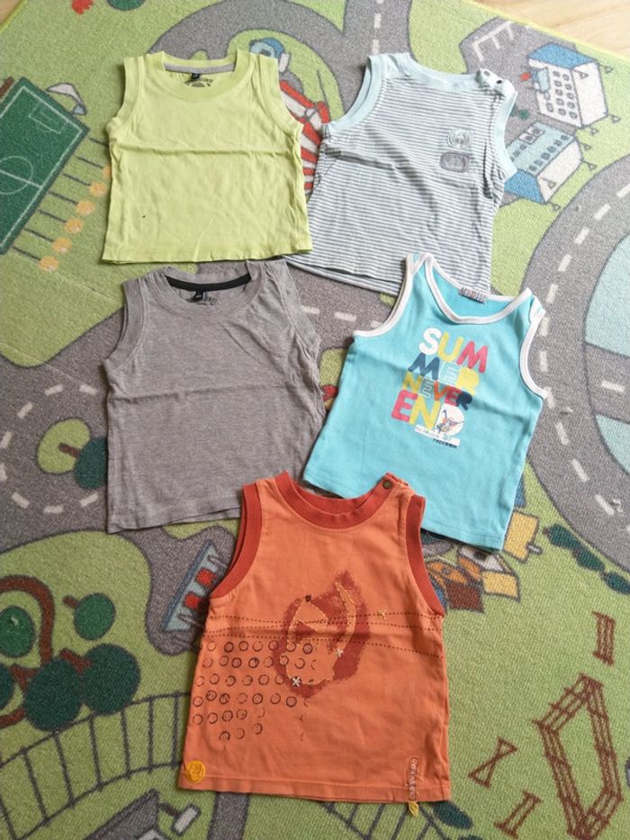 Lot de 5 débardeurs 2 ans