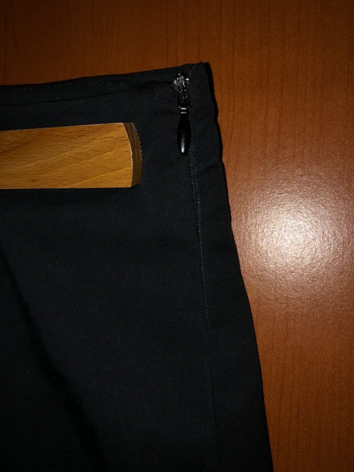 Jupe courte noire Pull&Bear - photo numéro 3