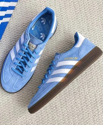 SpAéciale Adidas Handball