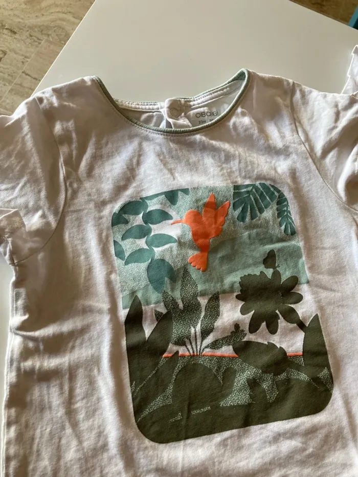 2 T-shirts manches courtes Obaïdi, 23 mois. - photo numéro 2