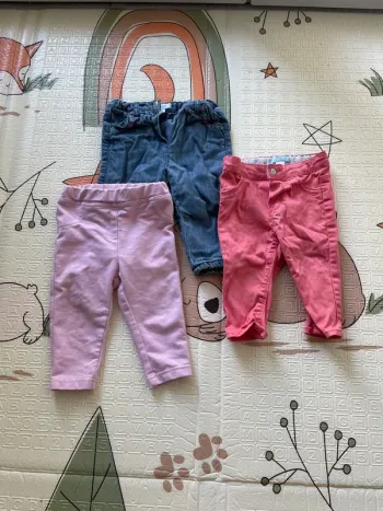 Lot 3 pantalons bébé fille 6 mois