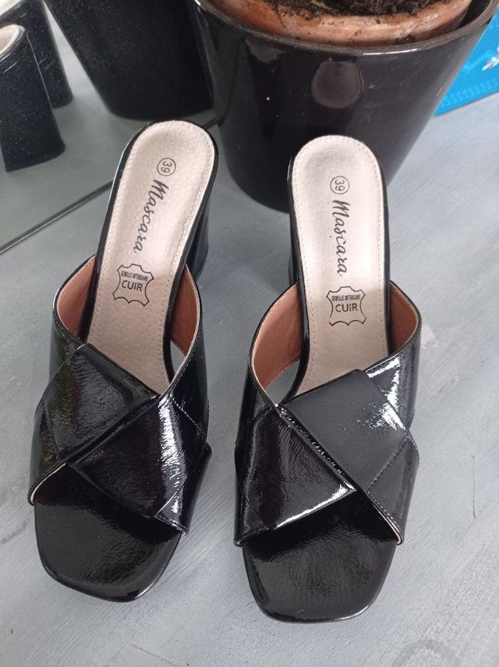 Sandales / Mules à talons 39 - photo numéro 2