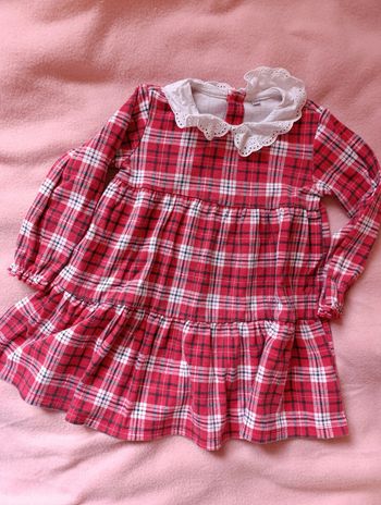 Robe rouge à carreaux 23 mois