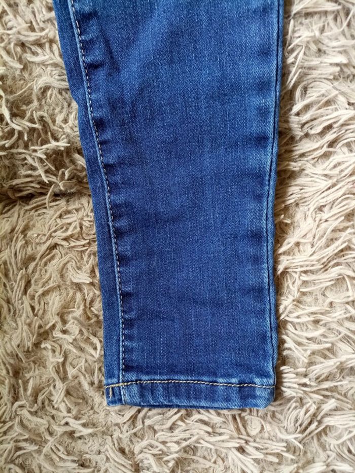 Jeans "troué" femme - photo numéro 5