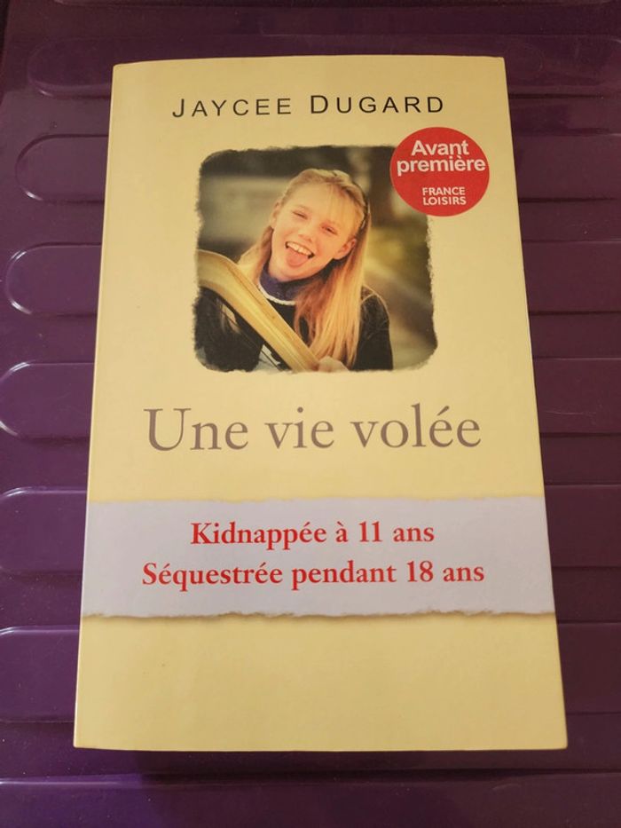 Livre broché "une vie volée" de Jaycee Dugard