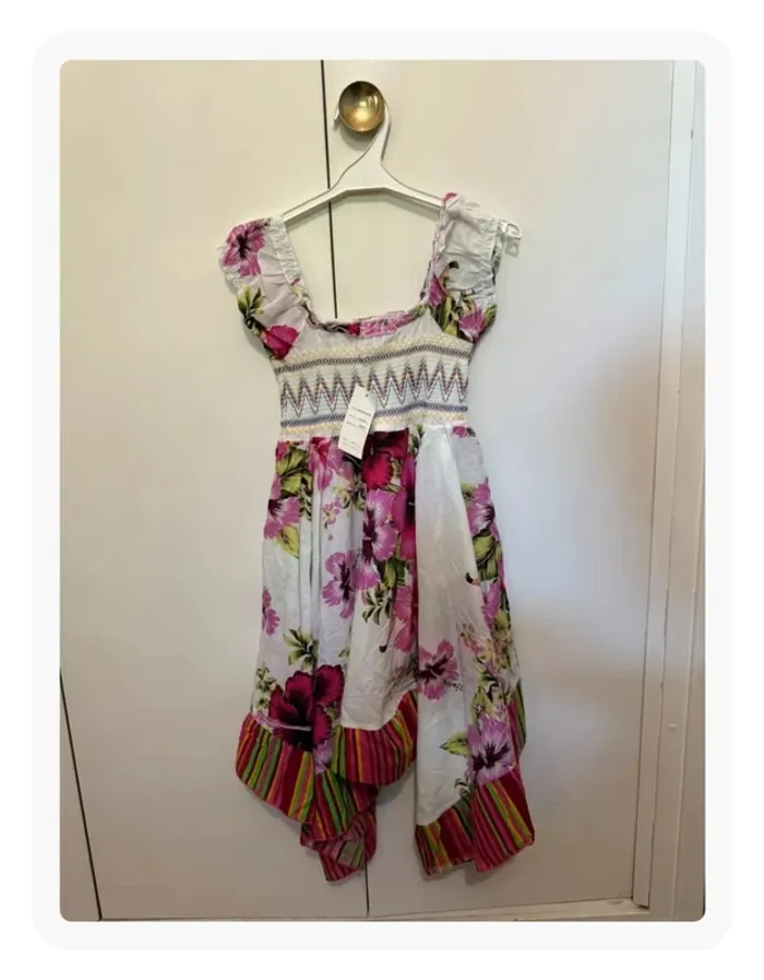 Robe à fleurs blanche