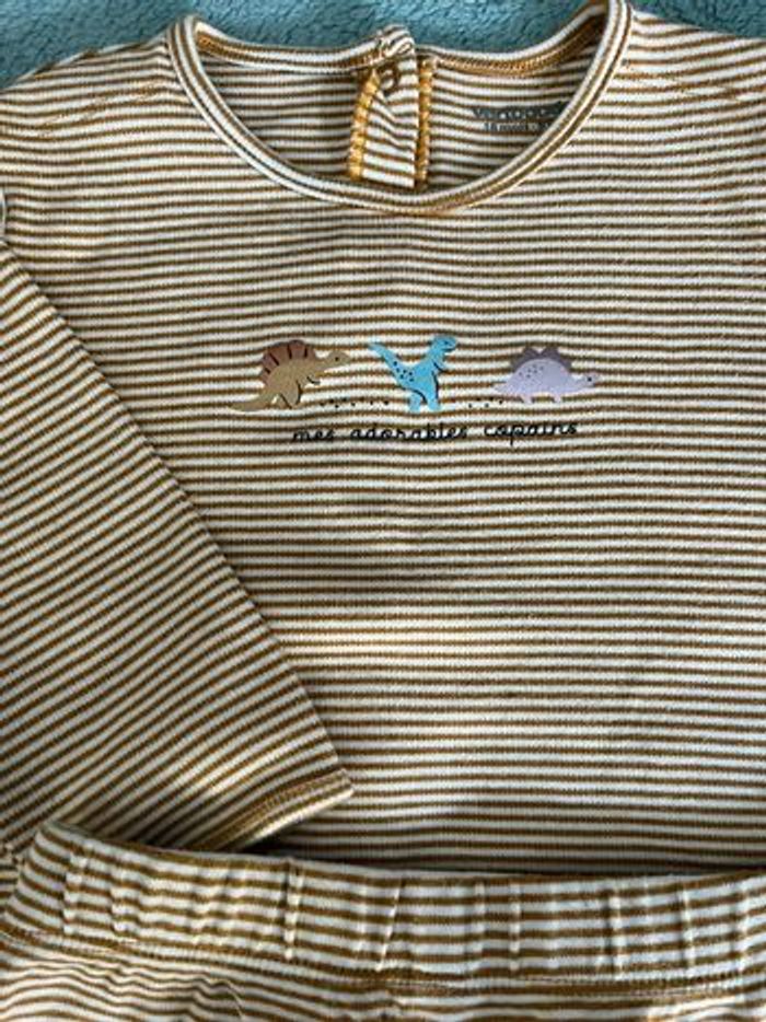 Pyjama deux pièces 18 mois - photo numéro 2
