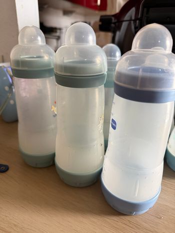 Lot 3 grand biberons MAM sans tétines 