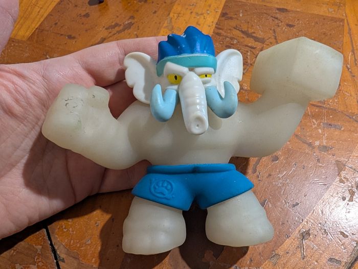 Éléphant go jitzu - photo numéro 1
