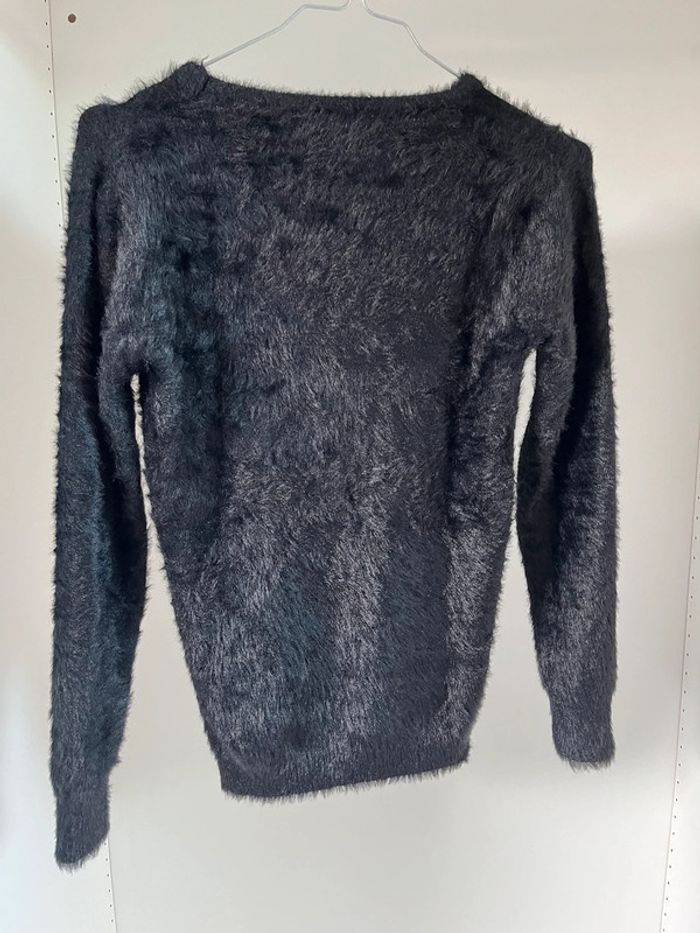 Pull en velours noir - photo numéro 2