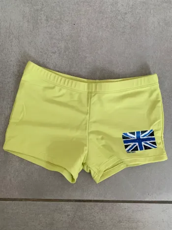 Maillot de bain Kiabi taille 8 ans 