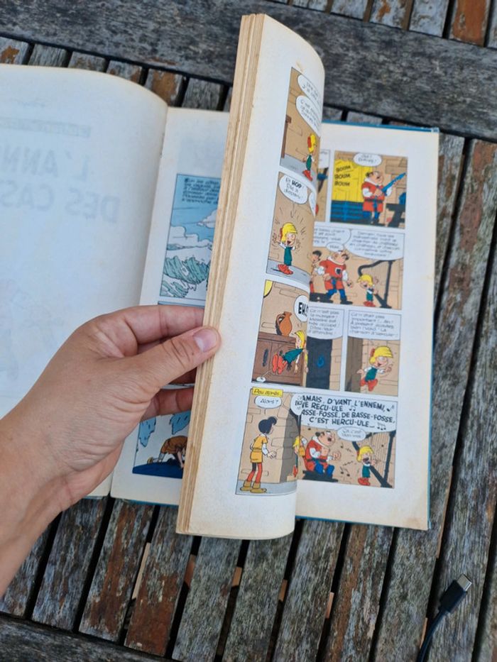 Bande dessinée Johan et Pirlouit dos rond - photo numéro 6