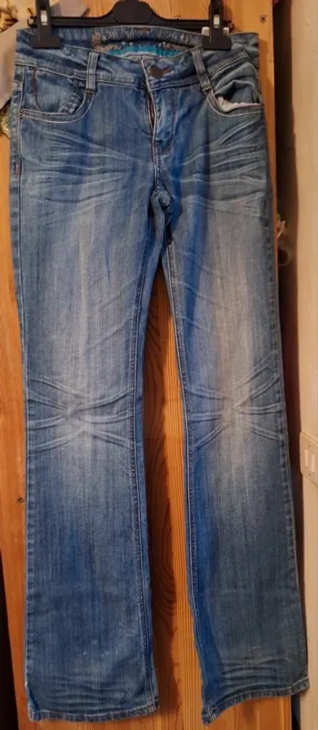 Jean  taille 36/38 en très bon état "my pretty denim"