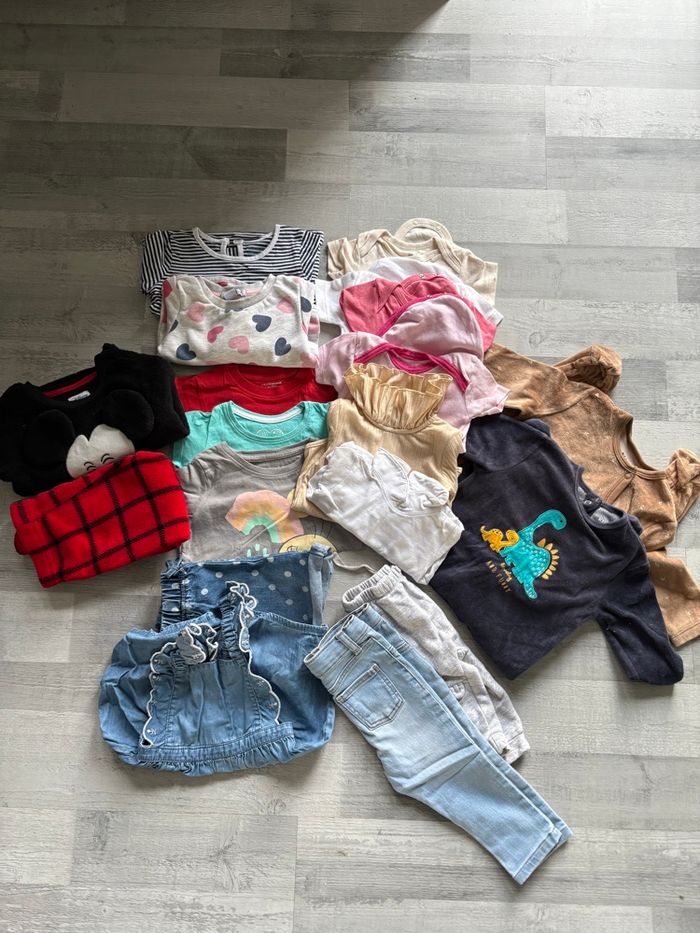 Lot bébé fille 9/12 mois