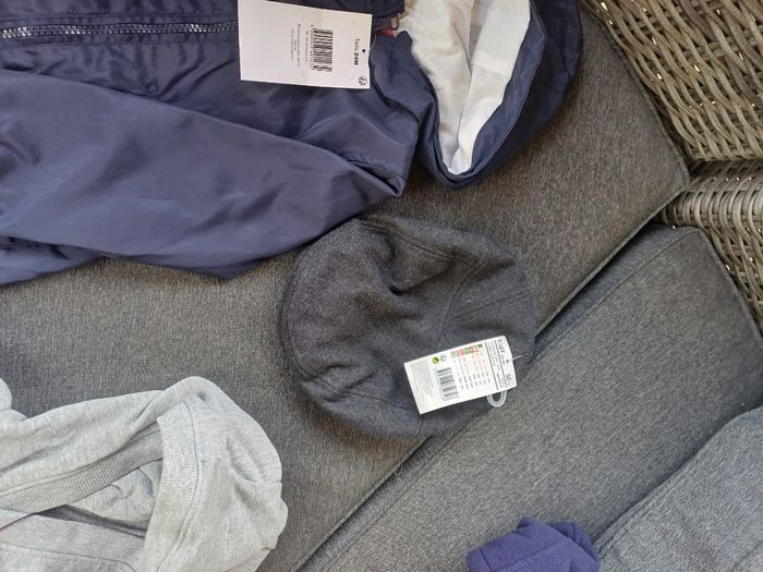 Lot de sweat, gilet, parka 2ans garçon neuf - photo numéro 5