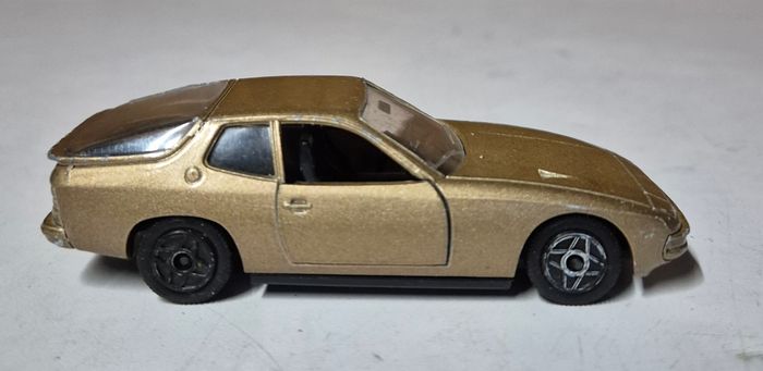 Modèle réduit Porsche 924 Solido 1/43 voiture miniature vintage métal - photo numéro 3