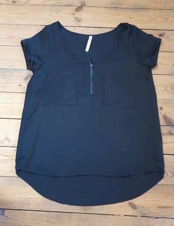 T-shirt noir léger Stradivarius S