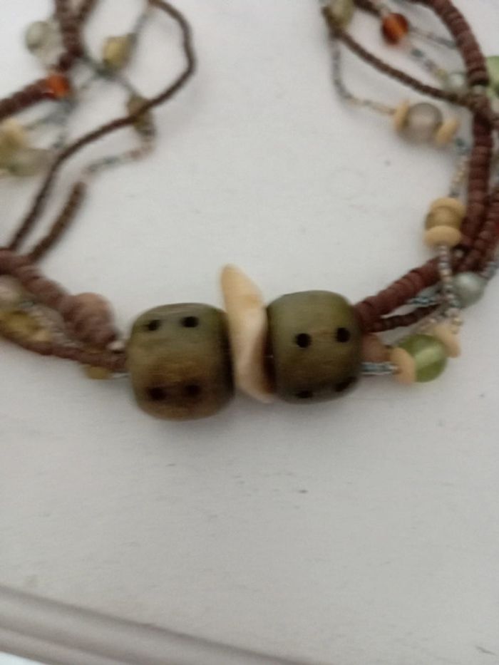 Ras du cou plusieurs rangs - photo numéro 4