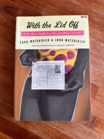 Livre with the lid off